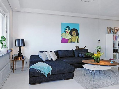 蓝白经典搭配家里的惬意时光