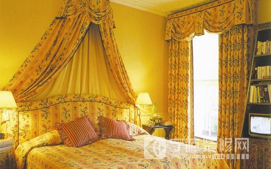 卧室阳台窗帘搭配要注意五个原则