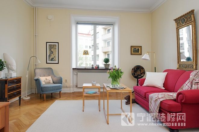 复古与现代碰撞的72平米清新两居