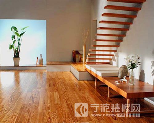 装修网教您如何让地板保养得光亮如新