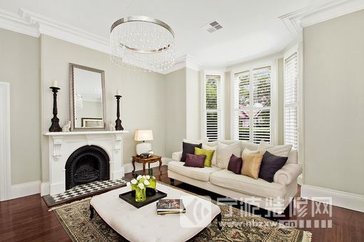 小编支招：客厅装修有“七化”