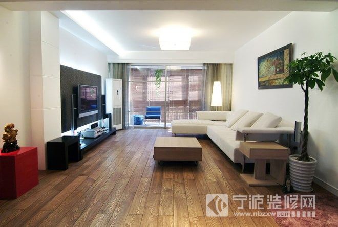 不同材质实木地板正确的保养方式