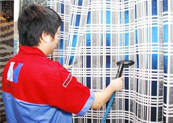 家里巧妇轻松清洁窗帘的知识