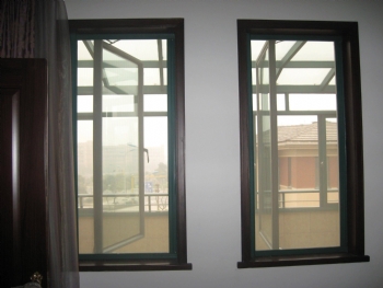 宁波装修网小编教您隐形纱窗如何清洗呢