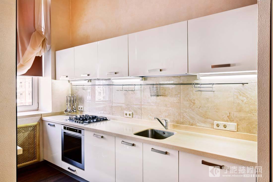 装修设计五个妙招，小户型厨房变身大空间