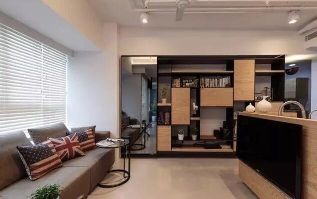 用个性化设计，让你家的电视背景墙成为视觉焦点